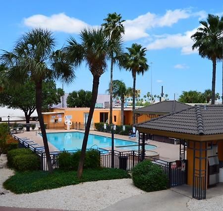 Americas Best Value Inn Laredo Zewnętrze zdjęcie