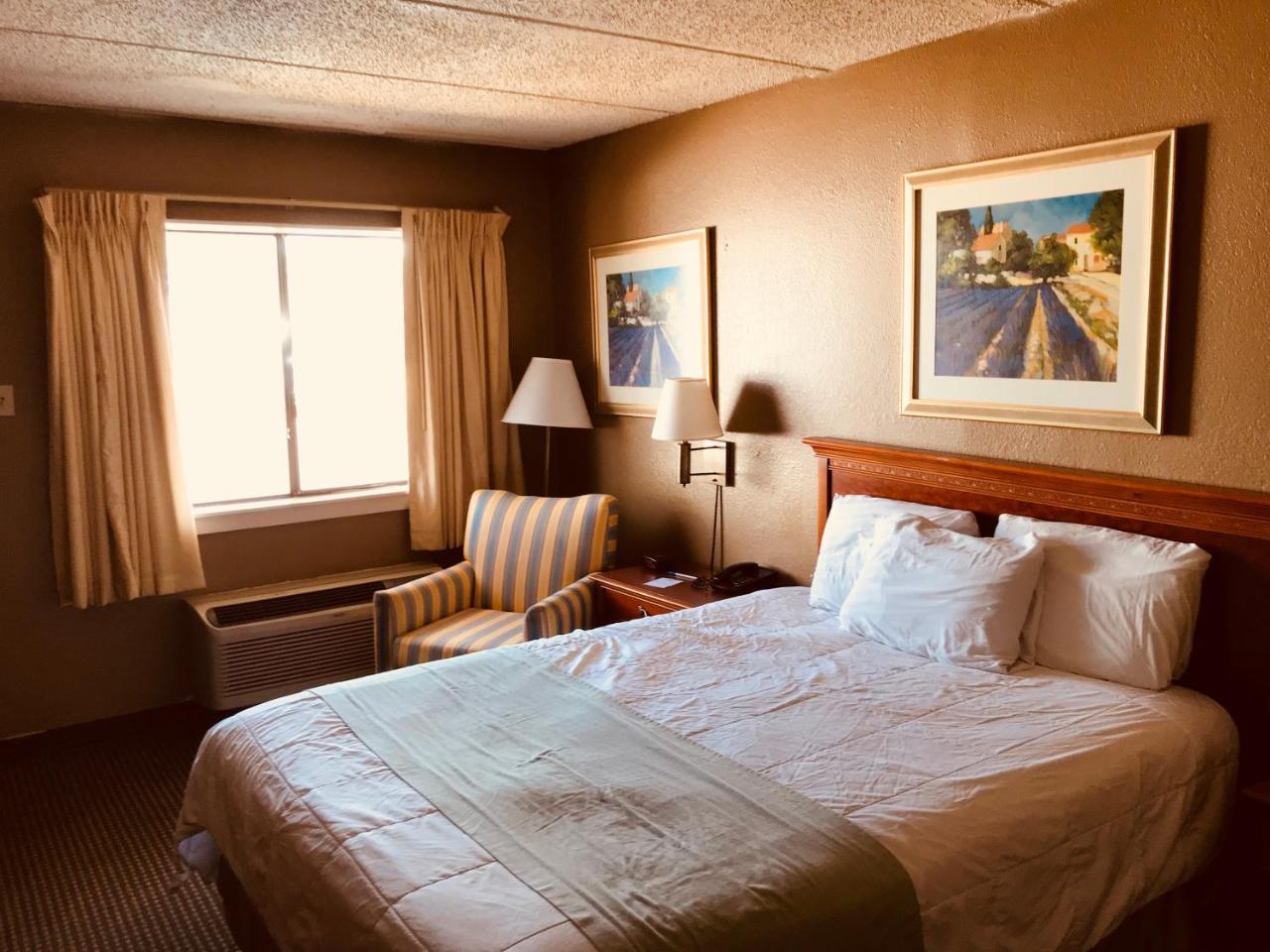 Americas Best Value Inn Laredo Zewnętrze zdjęcie